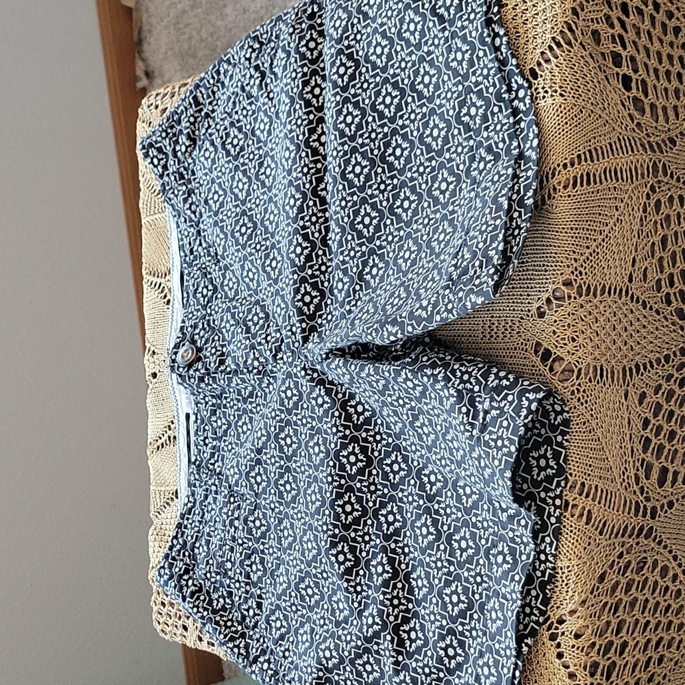 Old navy low rise shorts